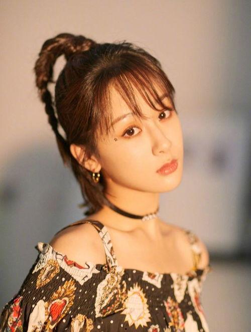 杨紫代言爆料视频大全,精彩瞬间全收录